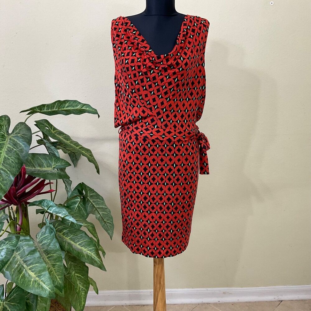 Diane Von Furstenberg 100% Silk belted midi Dress women’s size 4 Cowl neck
